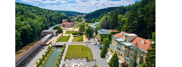 LÁZNĚ LUHAČOVICE 